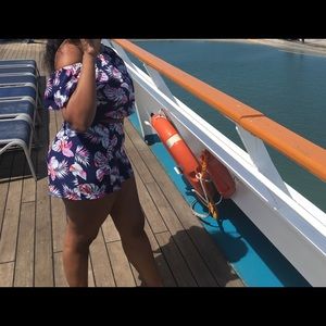 Blue tropical print set